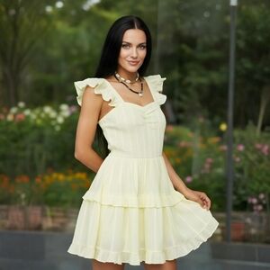 Mabel Lemon Ruffle Mini Dress w/ Tiered Skirt & Square Neckline – Desert Bloom M